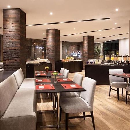 Flat Av. Ibirapuera 2534 C/ Estacionamento Uh1301 Hotel São Paulo Kültér fotó