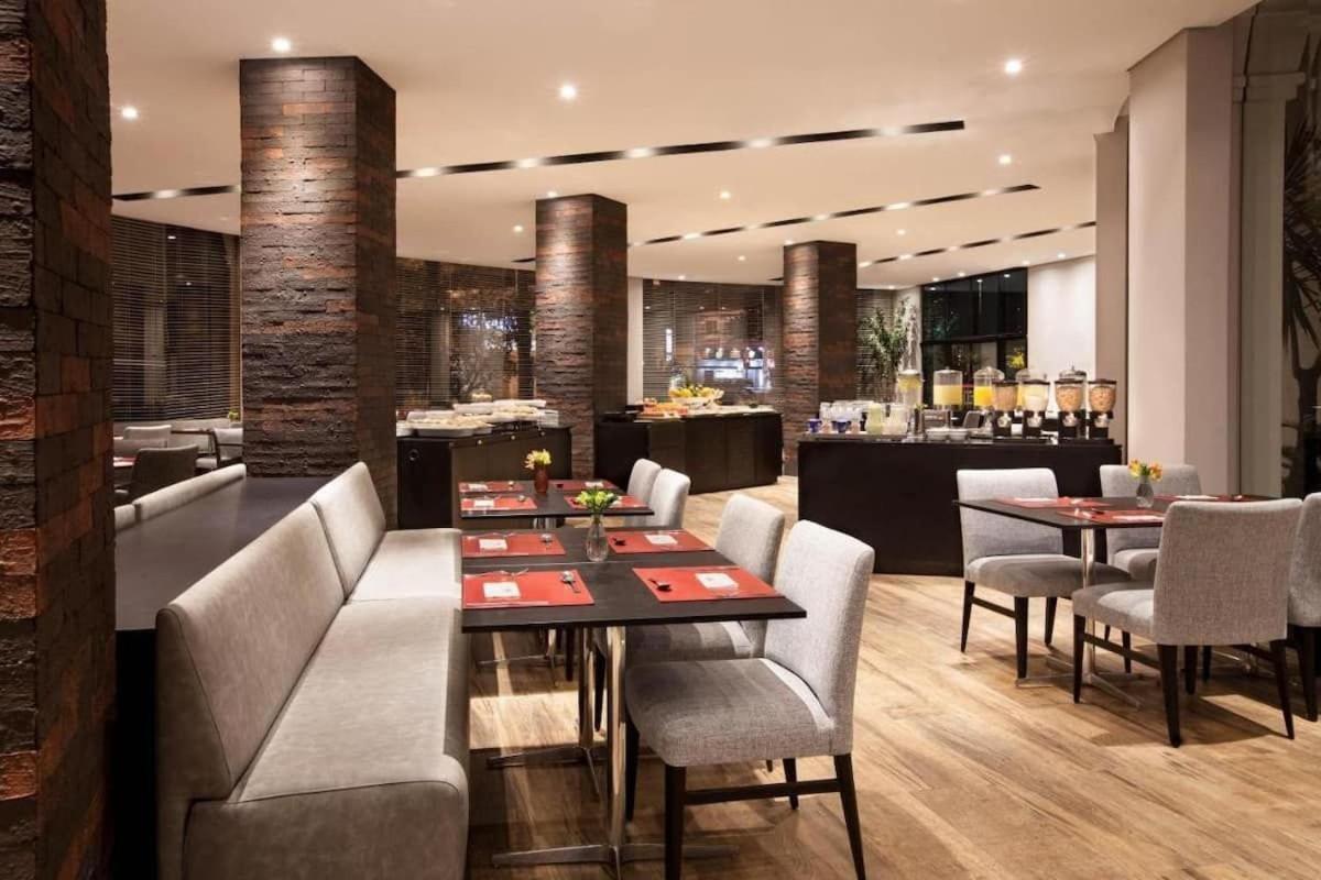 Flat Av. Ibirapuera 2534 C/ Estacionamento Uh1301 Hotel São Paulo Kültér fotó